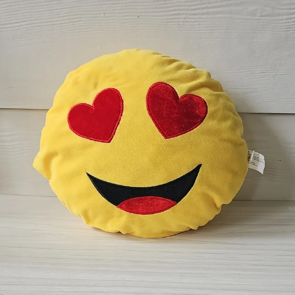 ​Heart Eyes Emoji Plush Pillow Yellow Round Smiley Emoticon Cushion 12